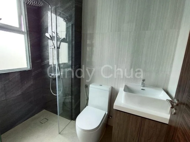 5 Bed Semi-Detached House (Landed) for Sale in  Toh Estate - Image 1