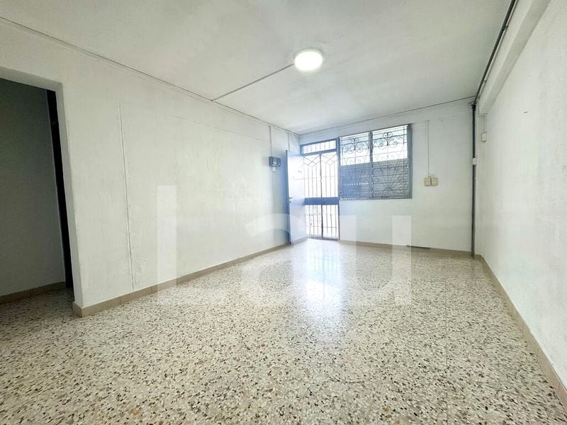 3 Room (3I) HDB for Rent in  116 Lorong 2 Toa Payoh - Image 6