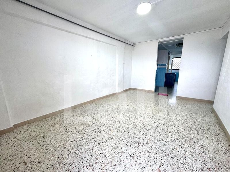 3 Room (3I) HDB for Rent in  116 Lorong 2 Toa Payoh - Image 7
