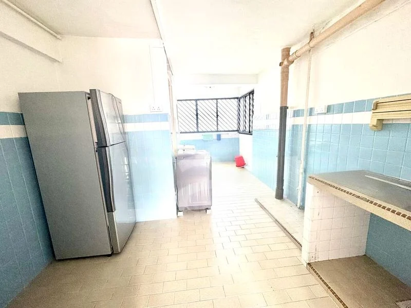3 Room (3I) HDB for Rent in  116 Lorong 2 Toa Payoh - Image 8