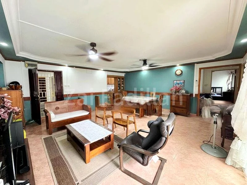 5 Room (5I) HDB for Sale in  663A Jurong West Street 65 - Image 2