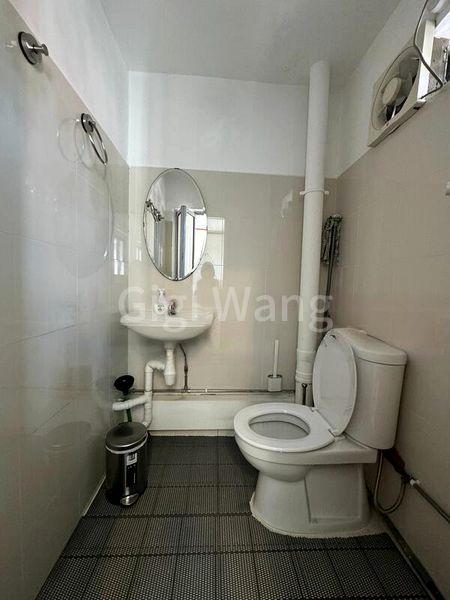 Shop / Shophouse for Rent: Shophouse | Renovated | Near Maxwell MRT - Image 4