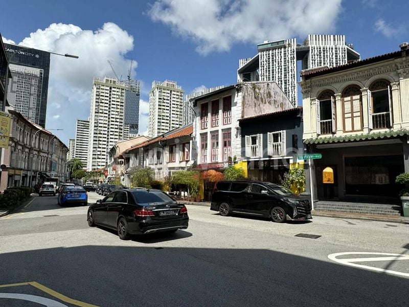 Shop / Shophouse for Rent: Shophouse | Renovated | Near Maxwell MRT - Image 1
