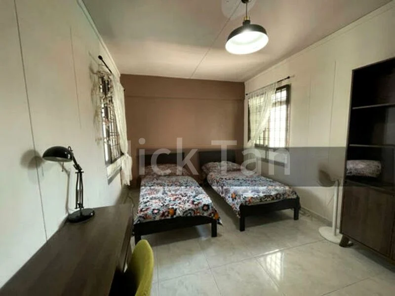 Executive HDB for Rent in 646 Pasir Ris Drive 10 - Image 2