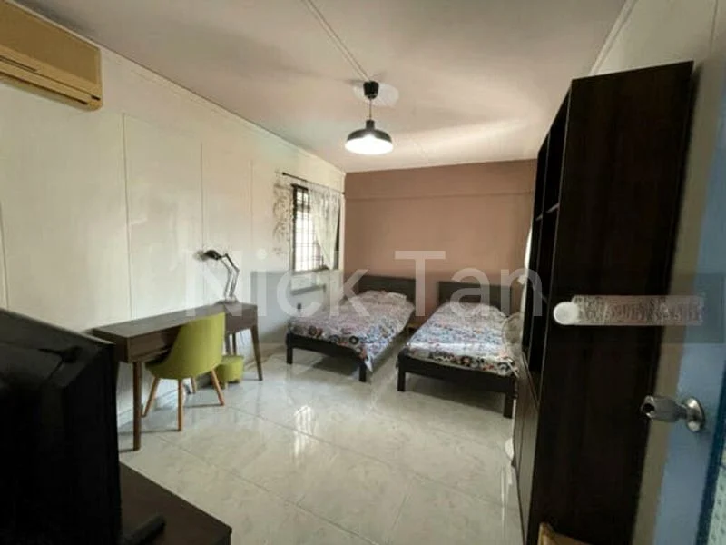 Executive HDB for Rent in 646 Pasir Ris Drive 10 - Image 3