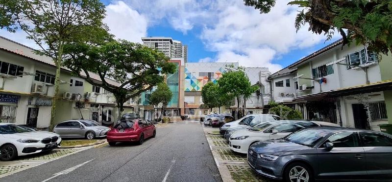 Shop / Shophouse for Sale: 722 Ang Mo Kio Avenue 8 - Image 2