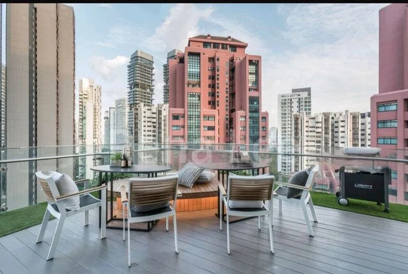 4 Bed Townhouse (Landed) for Sale in Ngee Ann City - Image 1