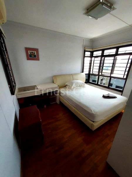 5 Room (5I) HDB for Sale in  18 Jalan Tenteram - Image 10
