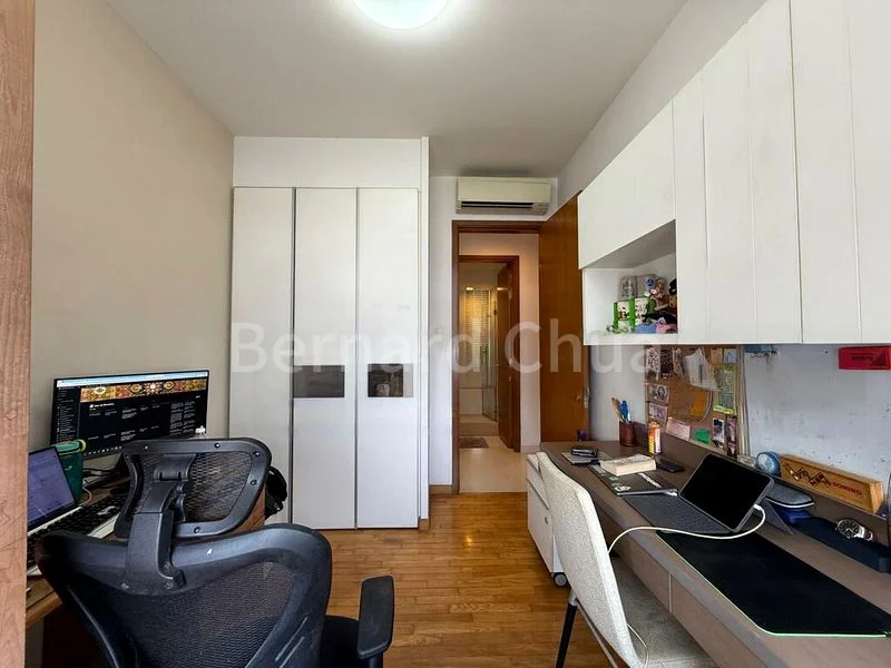 3 Bed Condo for Rent in  The Sea View - Image 6