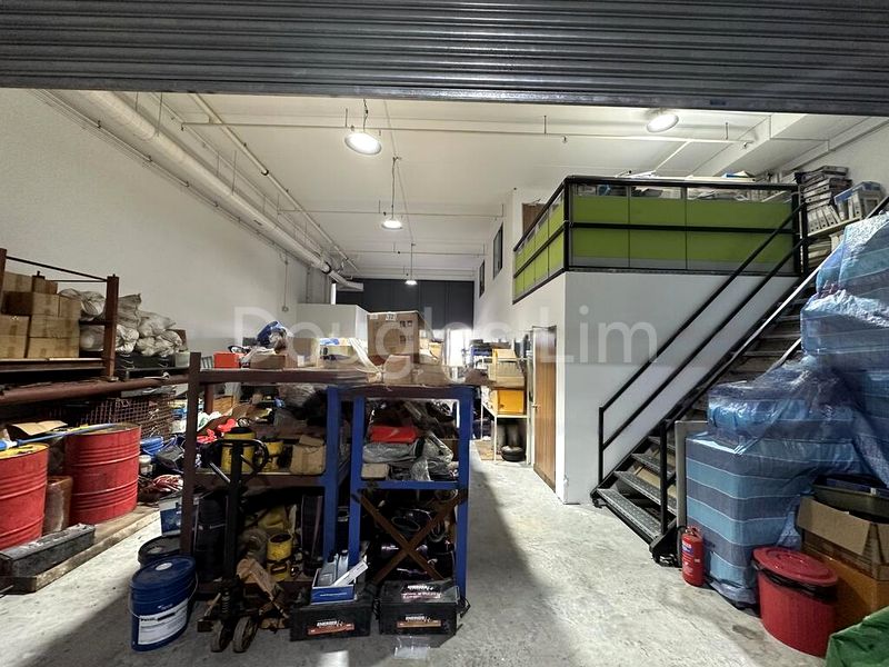 REVV: Factory / Workshop (B2) for Rent: 1,200 Sqft Industrial Shop, Unit #08-88, on Soon Lee Street, at Pioneer Circus. - Image 4
