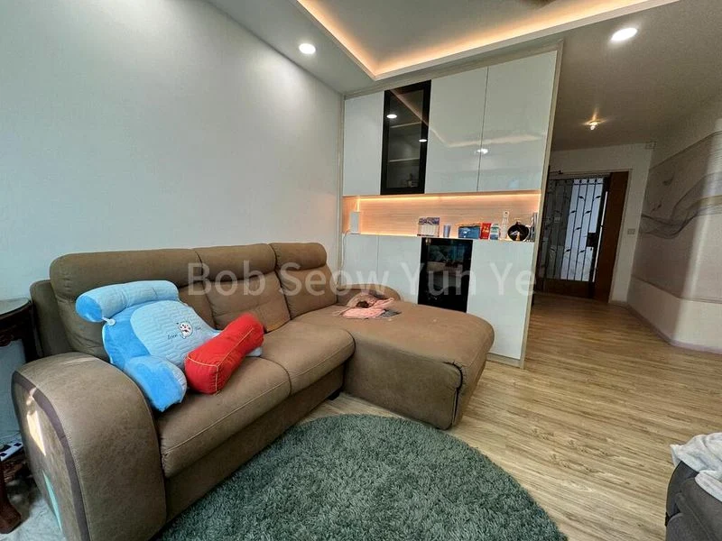 4 Room (4A) HDB for Rent in  513C Yishun Street 51 - Image 1