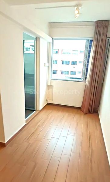 Common Room (HDB) for Rent in  419 Hougang Avenue 8 - Image 3