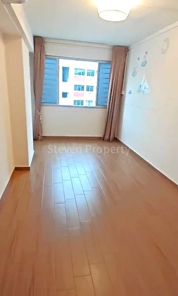 Common Room (HDB) for Rent in  419 Hougang Avenue 8 - Image 1