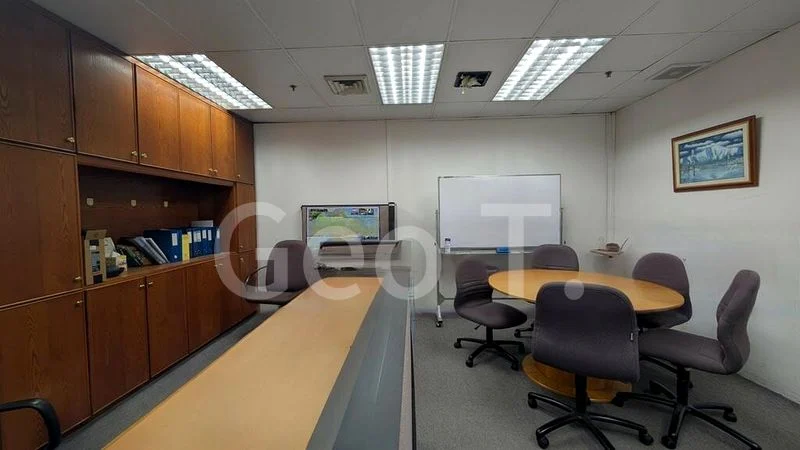 Office for Sale: Parklane Shopping Mall - Image 4