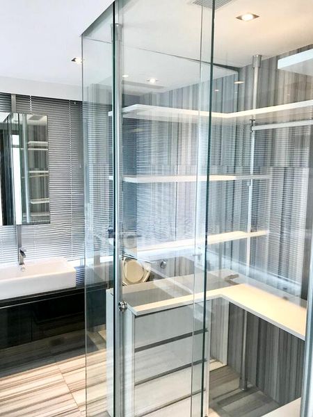 2 Bed Apartment (Condo) for Rent in  The Arc At Draycott - Image 6