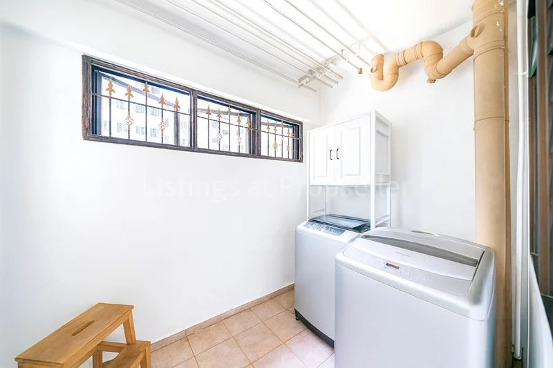 Executive HDB for Sale in 960 Hougang Avenue 9 - Image 10