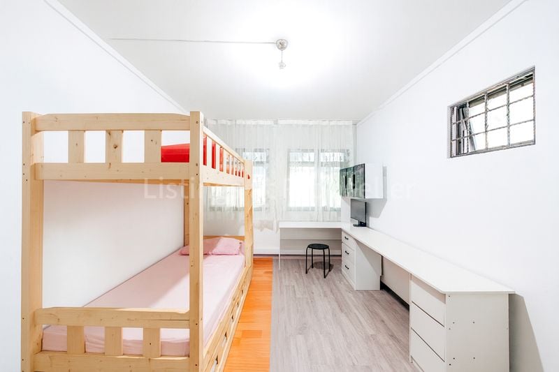 Executive HDB for Sale in 960 Hougang Avenue 9 - Image 6