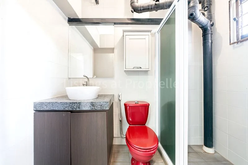 Executive HDB for Sale in 960 Hougang Avenue 9 - Image 11