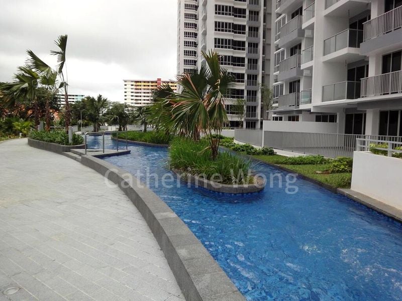 2 Bed Condo for Rent in  The Parc Condominium - Image 4