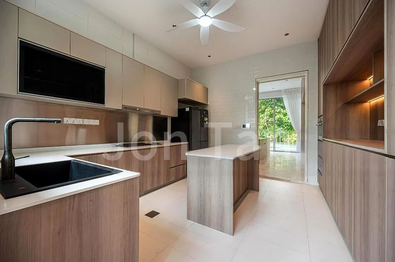 6 Bed Bungalow (Landed) for Rent in  Thomson Road - Image 4