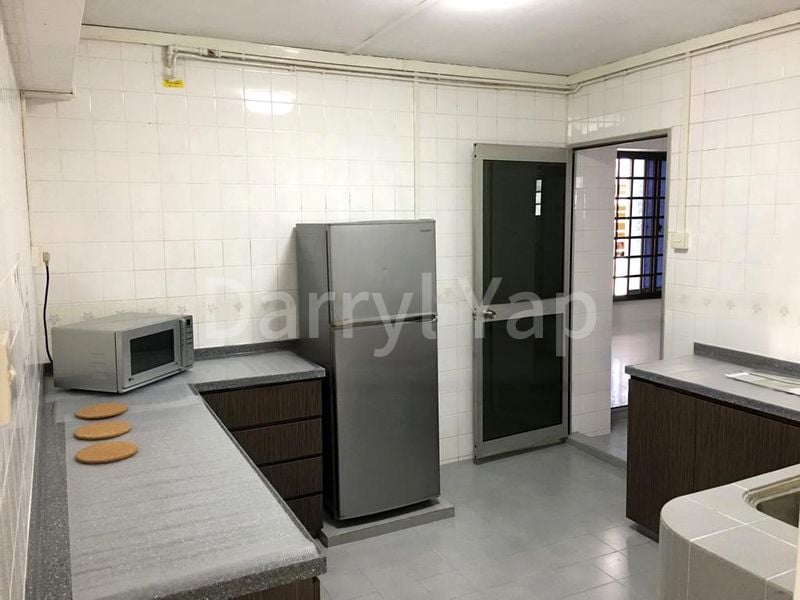 4 Room (4A) HDB for Rent in 702 Pasir Ris Drive 10 - Image 3