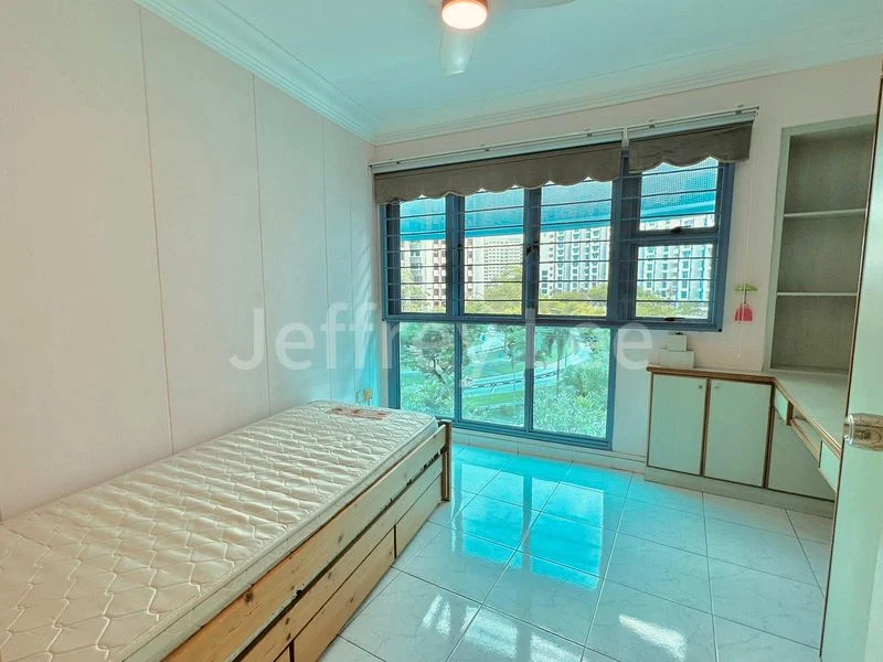 Premium HDB for Rent in 468A Admiralty Drive - Image 5