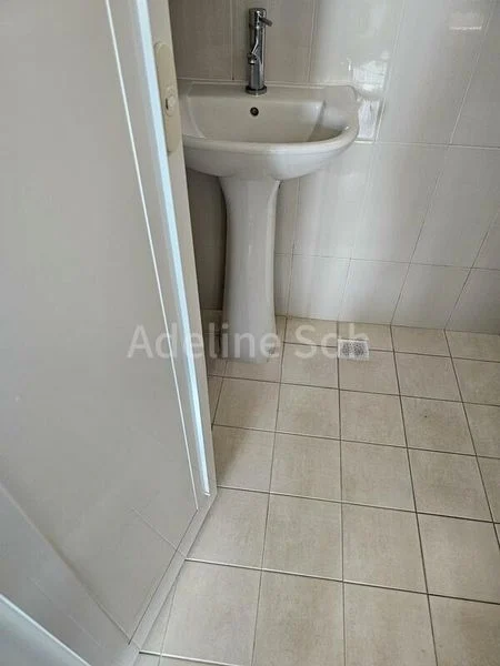 Common Room (HDB) for Rent in  453B Fernvale Road - Image 3