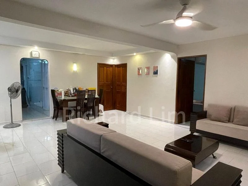 5 Room (5I) HDB for Rent in  798 Yishun Ring Road - Image 7