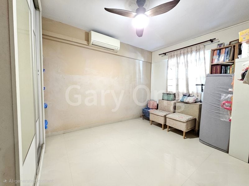 3 Room (3NG) HDB for Sale in  215 Yishun Street 21 - Image 4