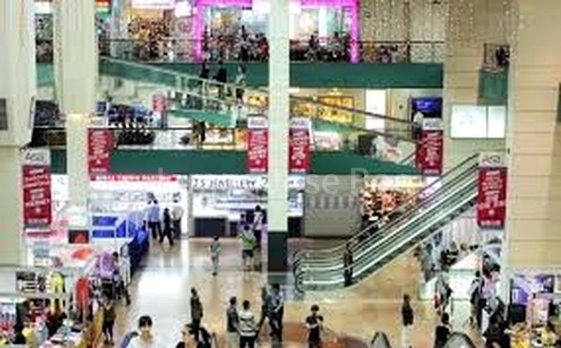 Shop / Shophouse for Rent in People's Park Complex - Image 2