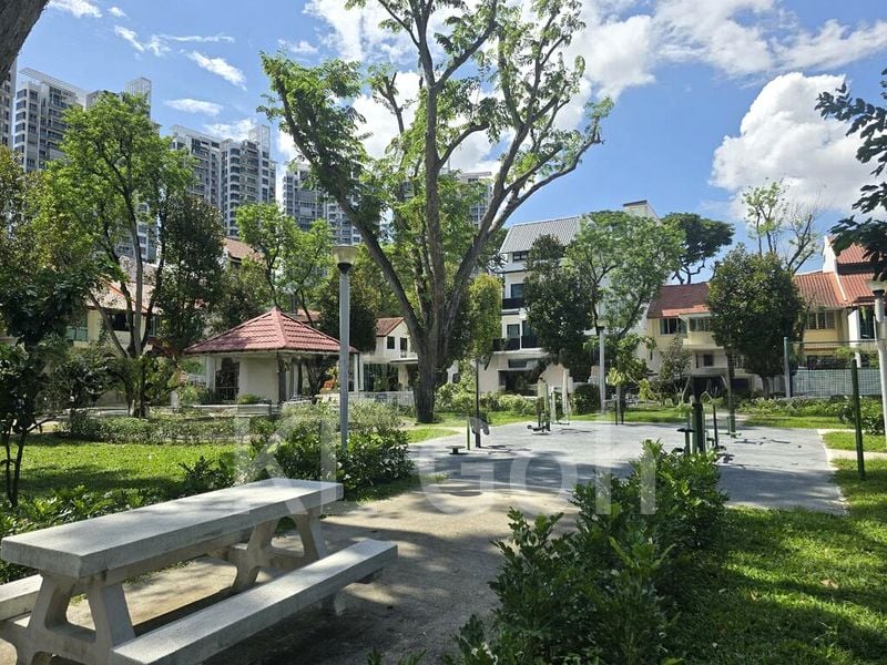 4 Bed Terraced House (Landed) for Sale in  West Coast Recreation Centre - Image 2