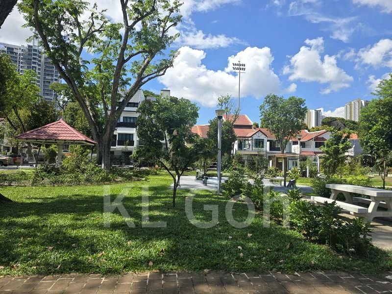 4 Bed Terraced House (Landed) for Sale in  West Coast Recreation Centre - Image 1