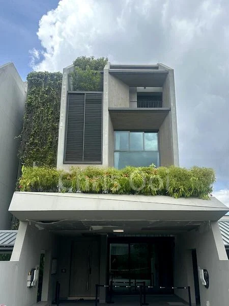 5 Bed Terraced House (Landed) for Sale in  POLLEN LANE - Image 7