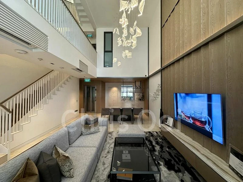 5 Bed Terraced House (Landed) for Sale in  POLLEN LANE - Image 1