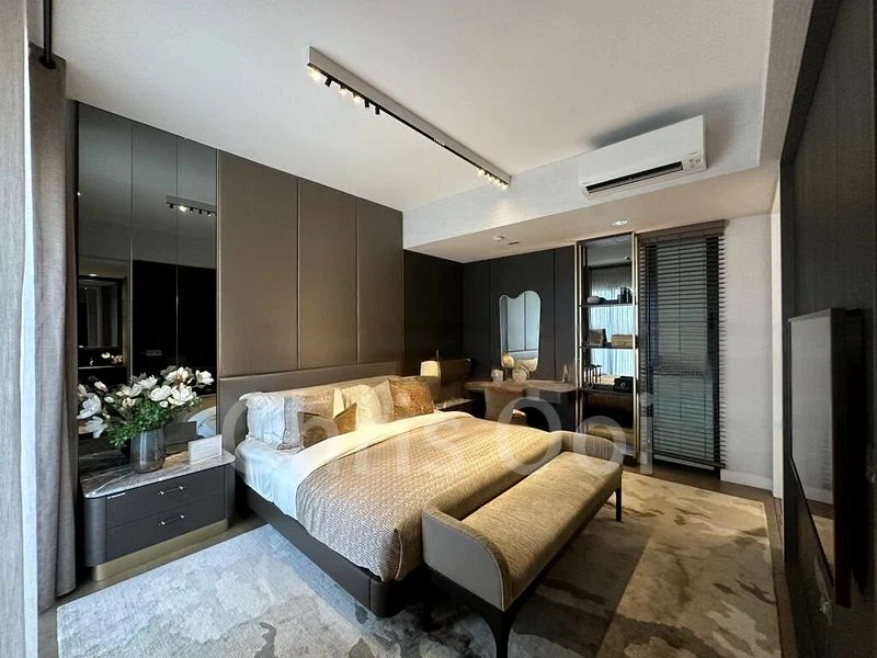 5 Bed Terraced House (Landed) for Sale in  POLLEN LANE - Image 11