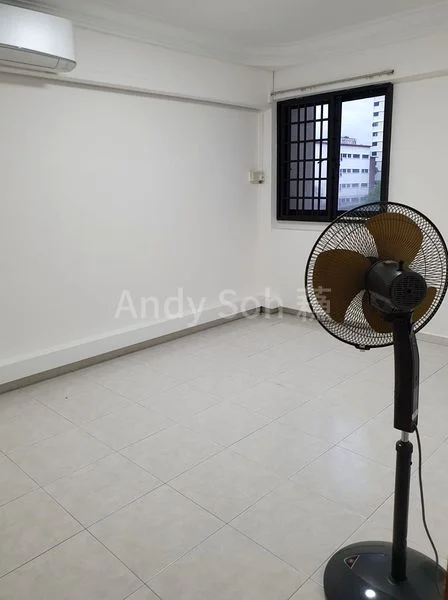 4 Room HDB for Rent in  175 Ang Mo Kio Avenue 4 - Image 1