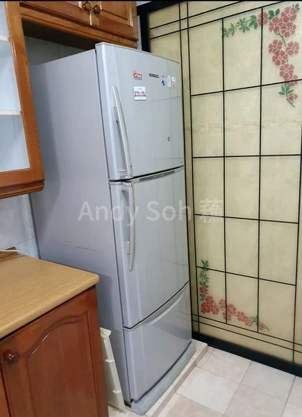 4 Room HDB for Rent in  175 Ang Mo Kio Avenue 4 - Image 8