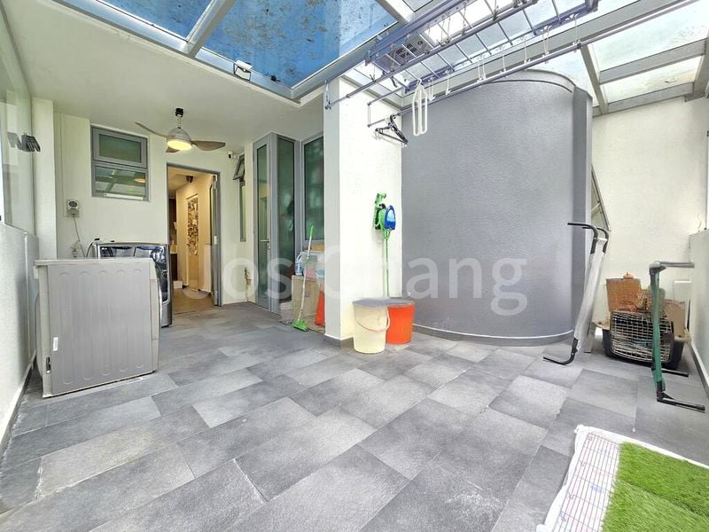 3 Bed Condo for Sale in  Double Bay Residences - Image 8