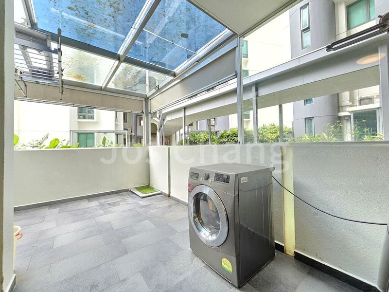 3 Bed Condo for Sale in  Double Bay Residences - Image 11