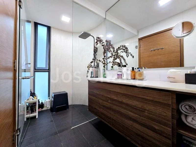 3 Bed Condo for Sale in  Double Bay Residences - Image 1