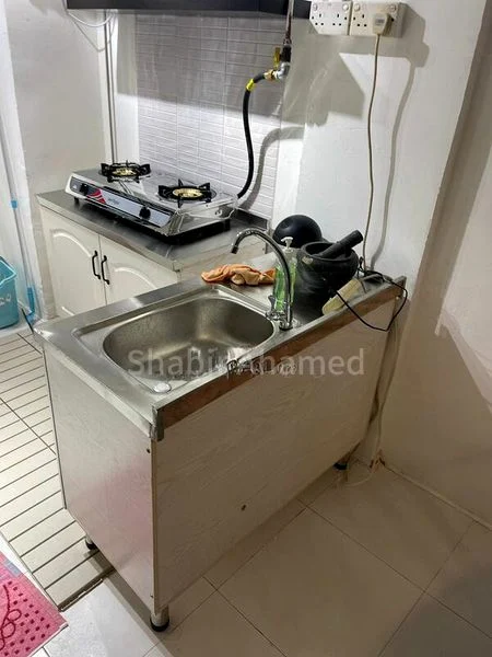 3 Room (3I) HDB for Rent in  118 Lorong 1 Toa Payoh - Image 5