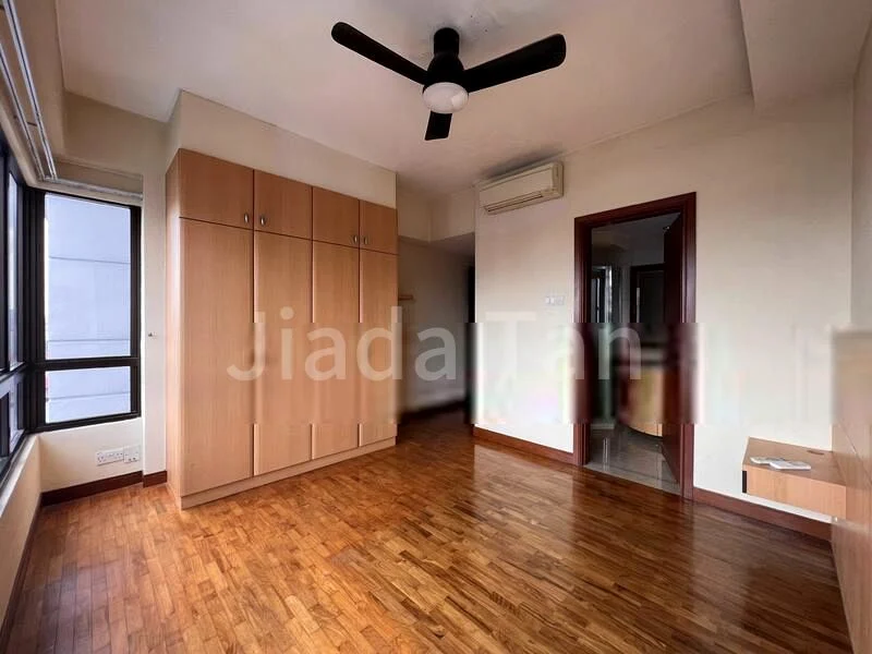 3 Bed Condo for Rent in  The Mayfair - Image 3