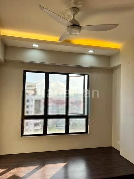 3 Bed Condo for Rent in  The Mayfair - Image 5