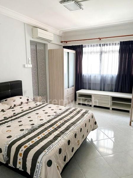 4 Room (4A) HDB for Sale in 514 Pasir Ris Street 52 - Image 2