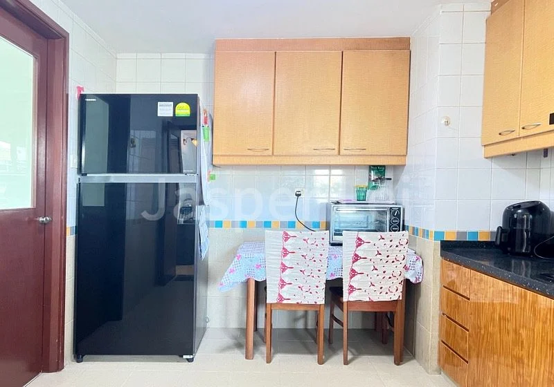 3 Bed Executive Condo for Sale in  Woodsvale - Image 16