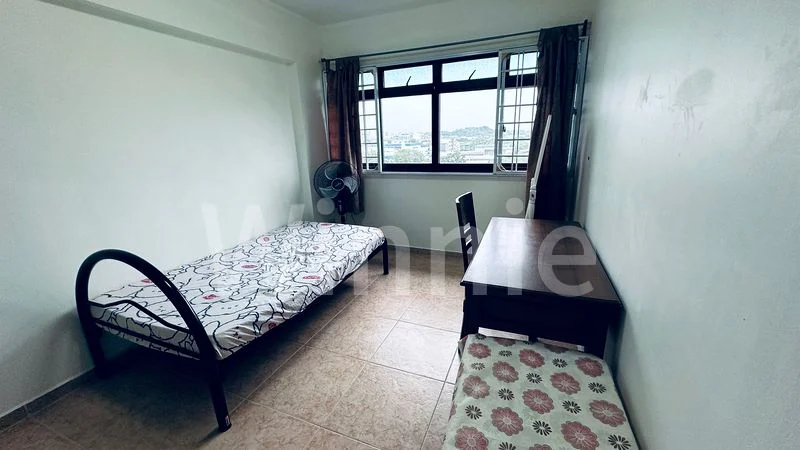 Common Room (HDB) for Rent in  660A Jurong West Street 64 - Image 3