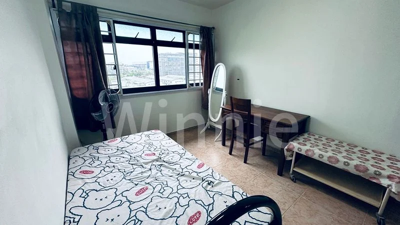 Common Room (HDB) for Rent in  660A Jurong West Street 64 - Image 2