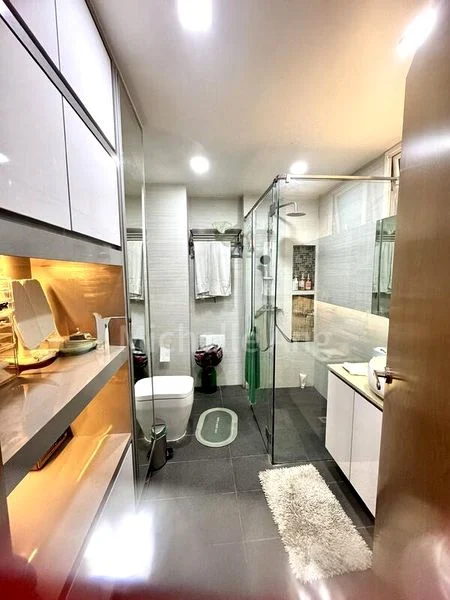 3 Bed Executive Condo for Sale in  The Dew - Image 8