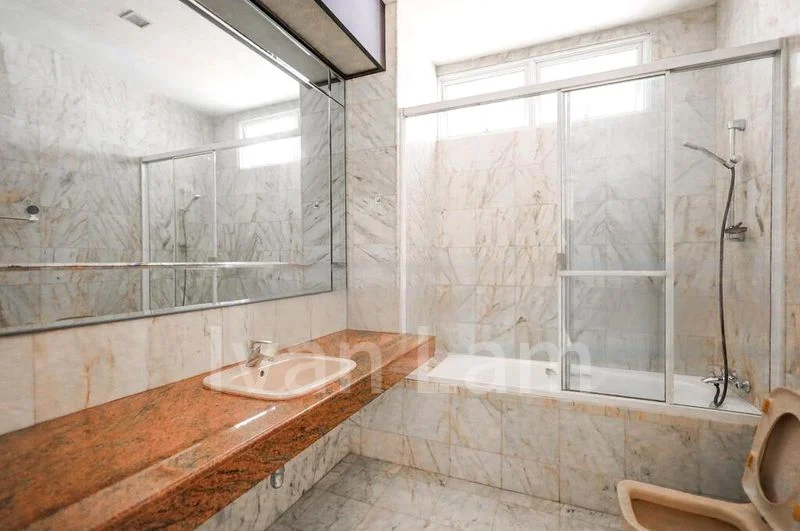 6 Bed Semi-Detached House (Landed) for Sale in Sennett Avenue - Image 6