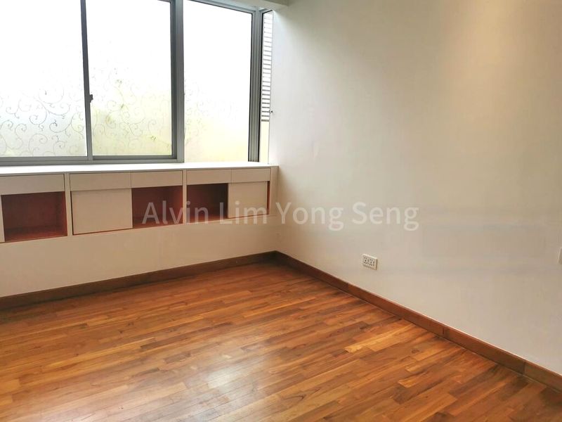 5 Bed Cluster House (Landed) for Sale in Ventura Heights - Image 6